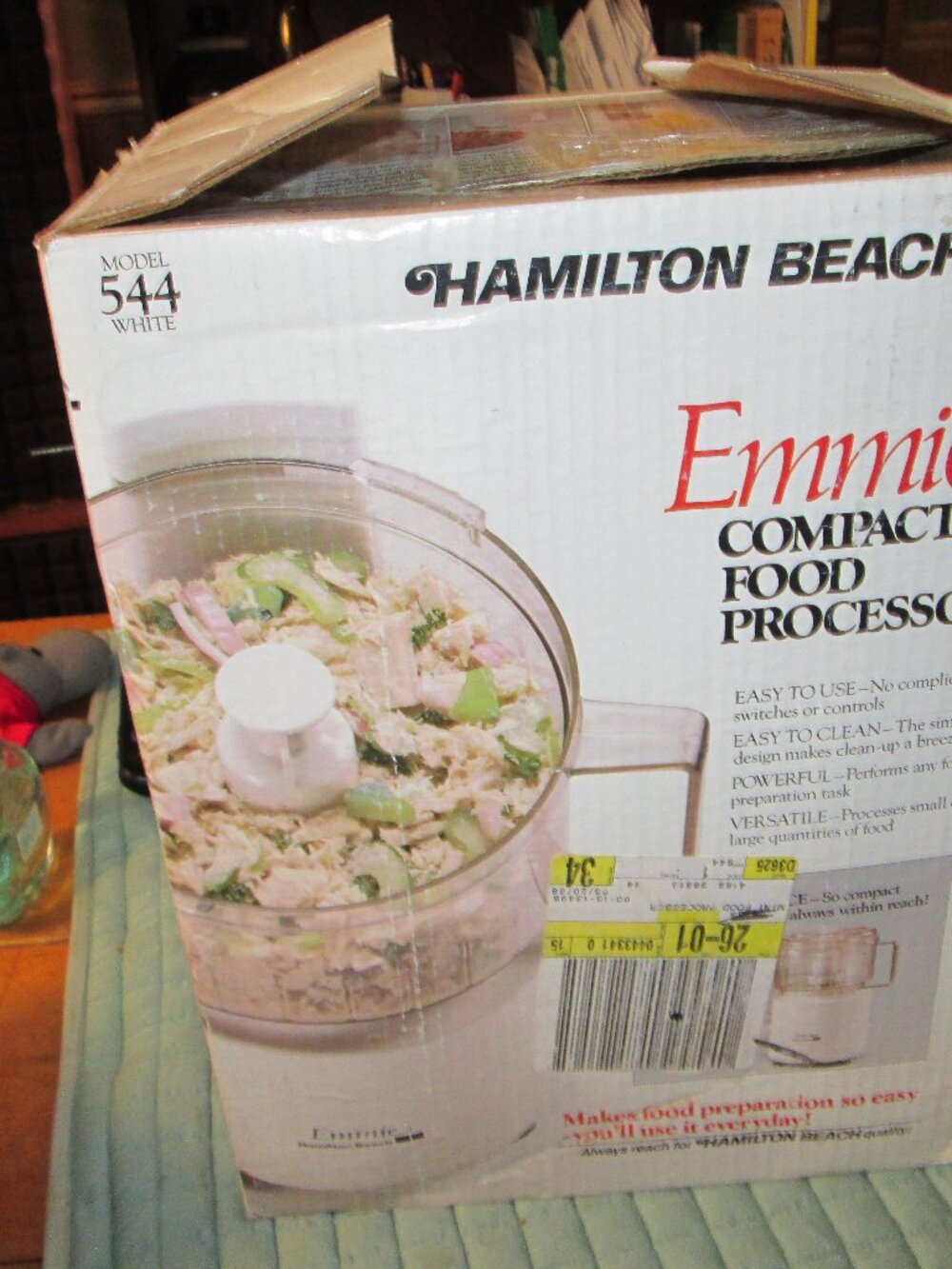 new open box emmie Hamilton Beach 544 food processor never used